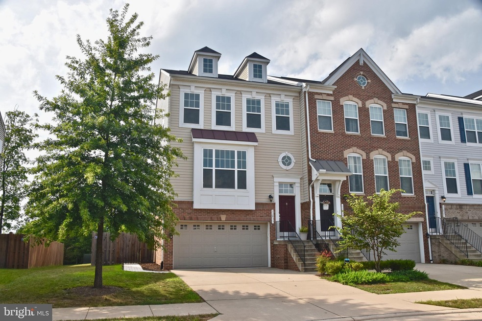 11833 Lake Baldwin Dr, Bristow, VA 20136 - photo 1