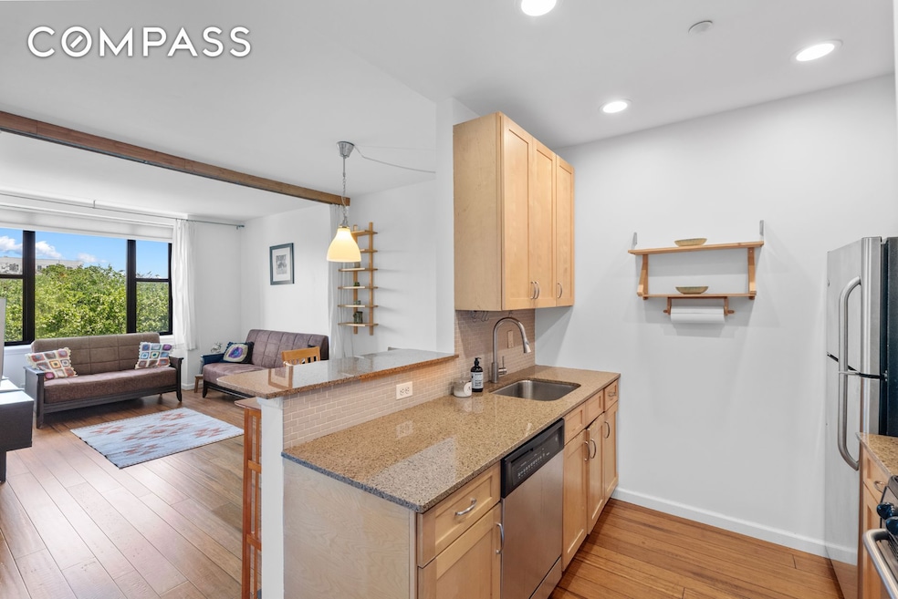 For Sale $525,000 • Co-Listing Agent