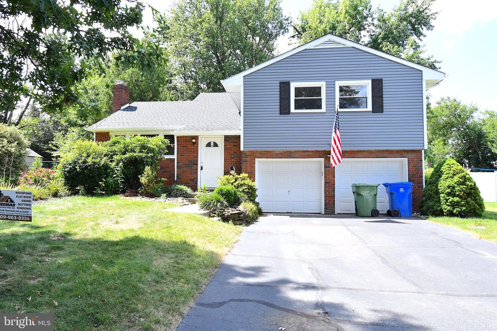 121 Weather Vane Dr, Cherry Hill, NJ 08002 - photo 1