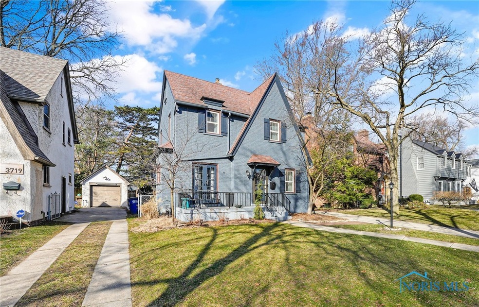 3723 Grantley Rd, Toledo, OH 43613 - photo 1