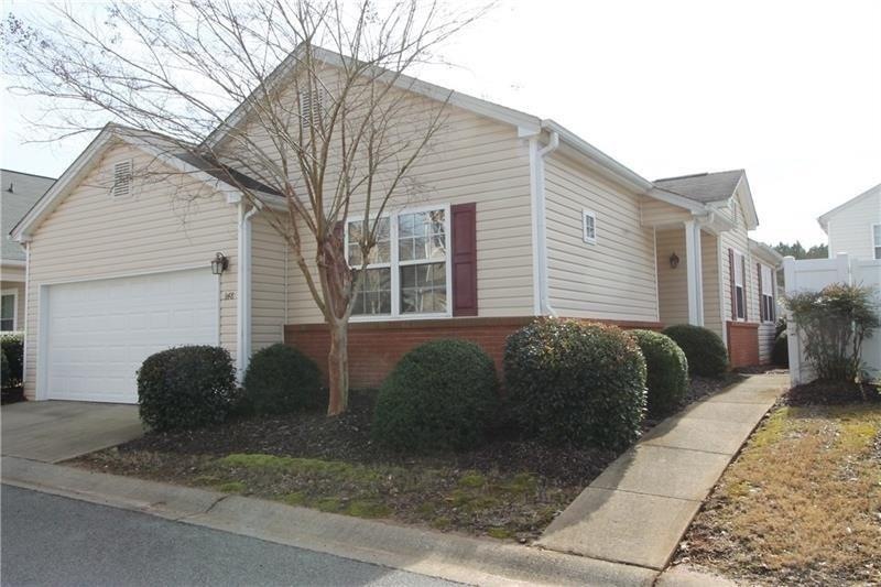 348 W Oaks Trail, Woodstock, GA 30188 - photo 1