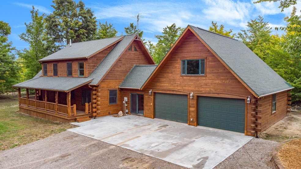 8751 Stoney Ridge Rd, Vanderbilt, MI 49795 - photo 1