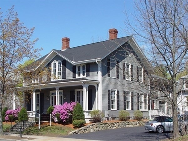 21 Chestnut St unit 3, Wakefield, MA 01880 - photo 1