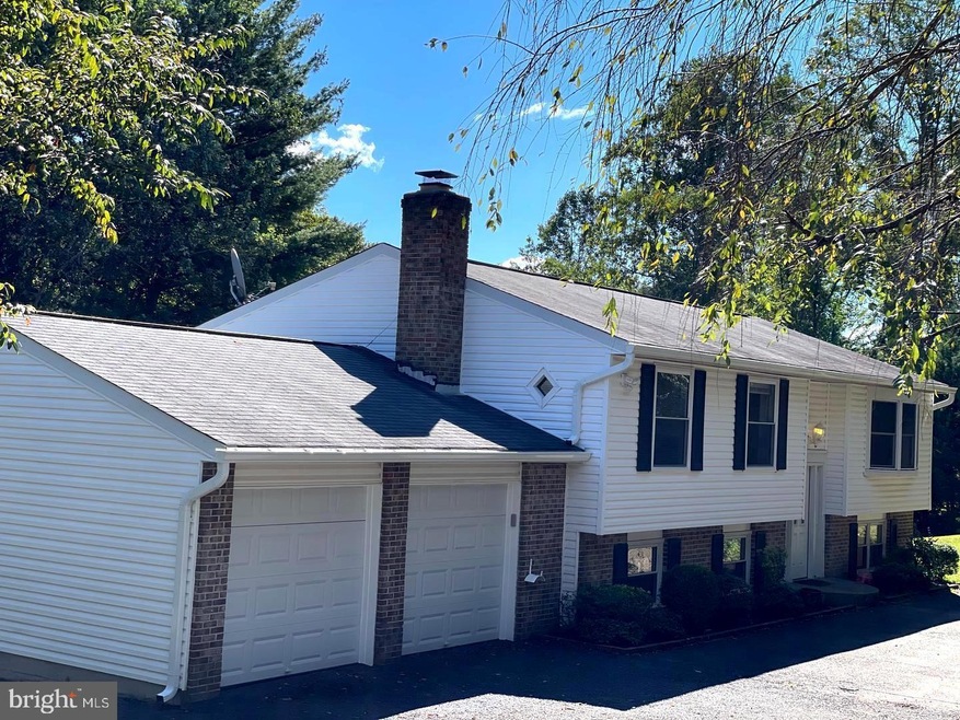 1115 Riva Ridge Dr, Great Falls, VA 22066 - photo 1