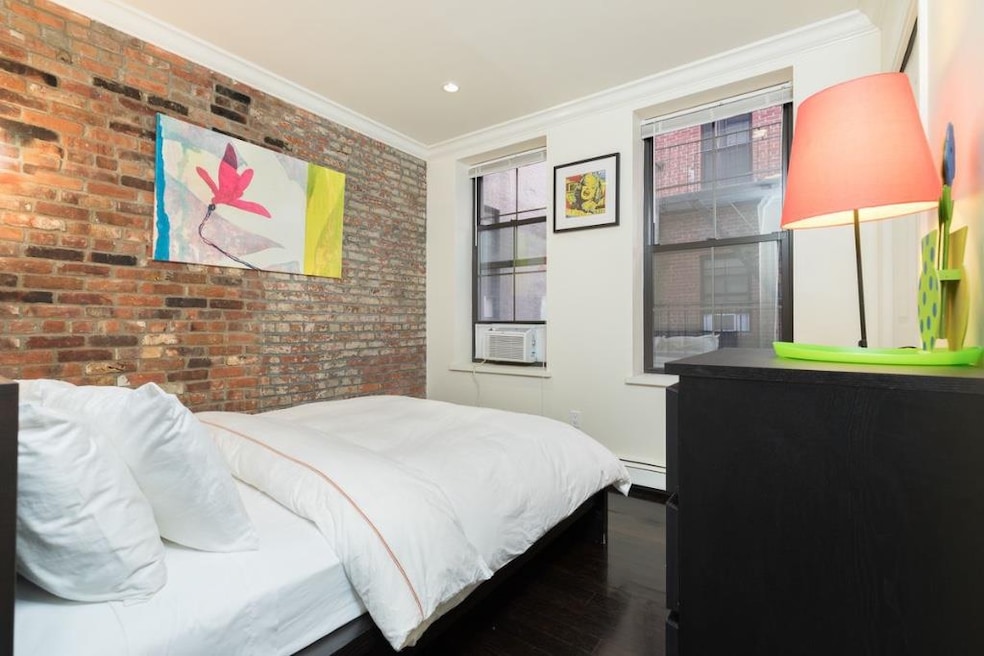 412 W 36th St unit 5A, New York, NY 10018 - photo 1