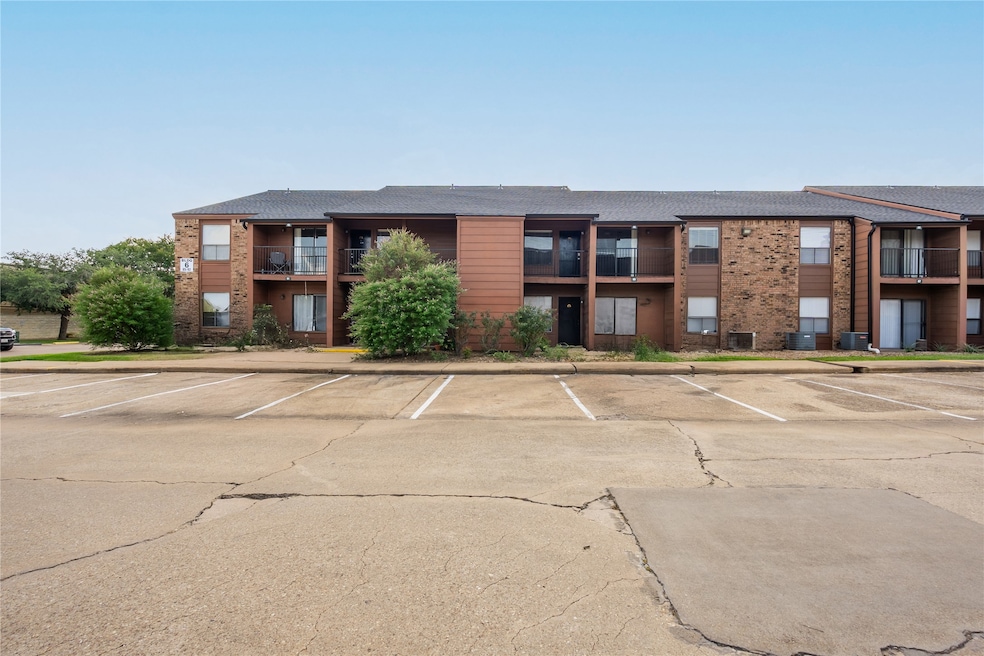 Cripple Creek Condos unit 90, College Station, TX 77840 - photo 1