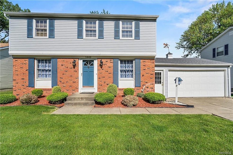 1449 Doebler Dr, North Tonawanda, NY 14120 - photo 1