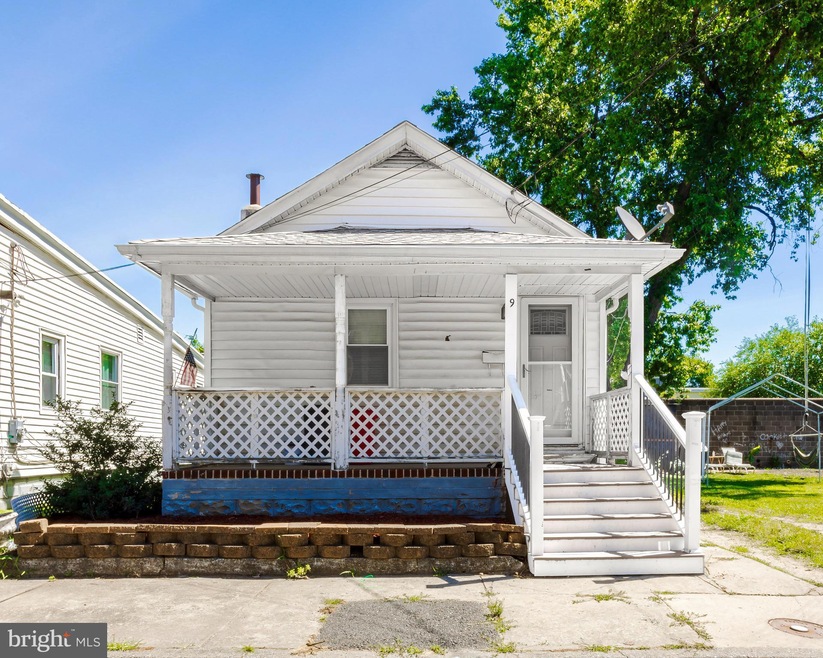 9 W Griffith St, Penns Grove, NJ 08069 - photo 1