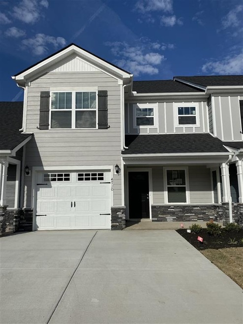3 Bedroom, Master up,laundry up, 3 Full Baths 1 Ca