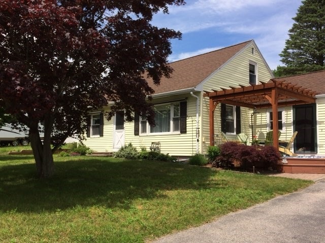 40 Duchess Rd, Cumberland, RI 02864 - photo 1