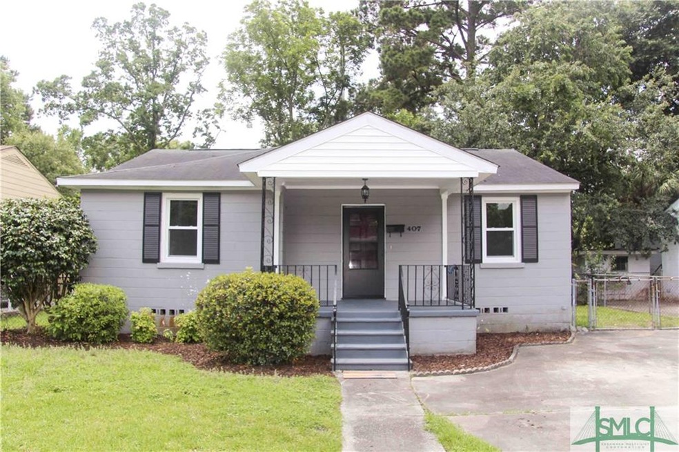 This is an absolutely adorable home in the PERFECT