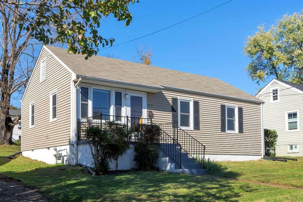 1033 Saint Clair Ave, Charlottesville, VA 22901 - photo 1