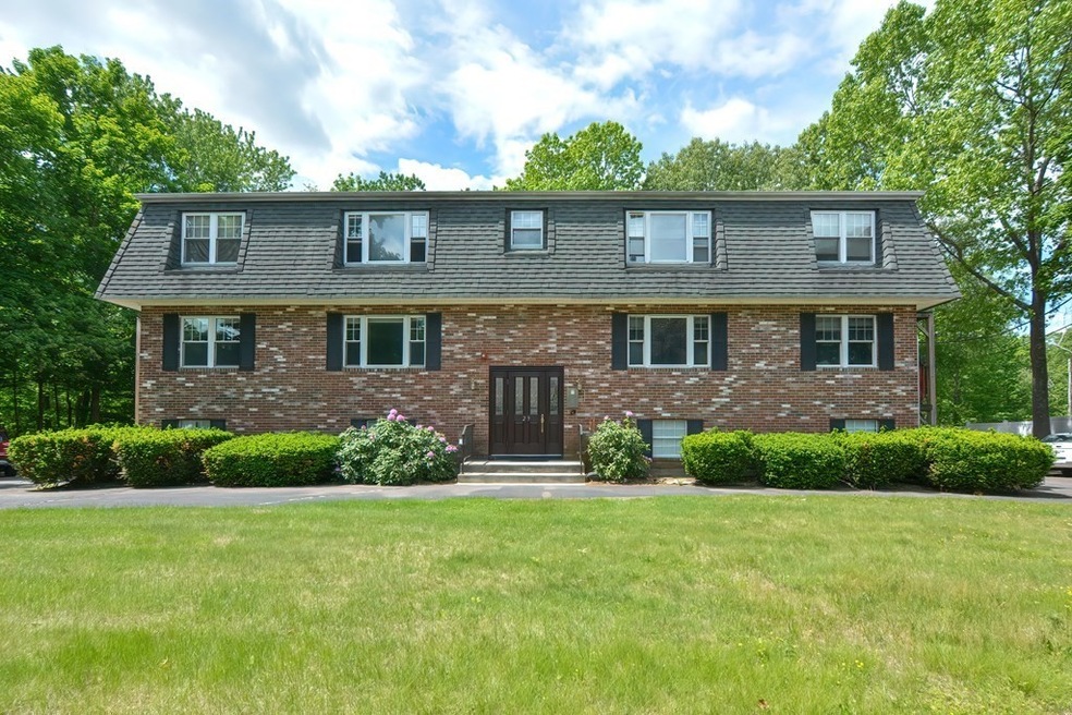 29 Sherman St, Foxborough, MA 02035 - photo 1