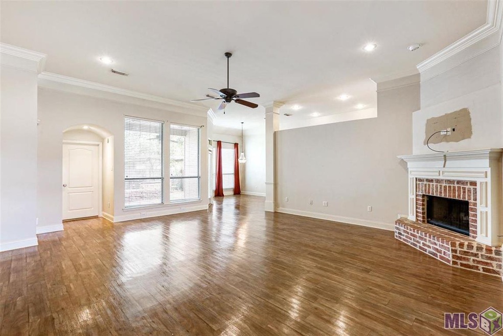 2405 Cours Carson St, Mandeville, LA 70448 - photo 1