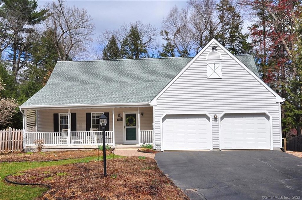 112 Farms Village Rd, Simsbury, CT 06070 - photo 1