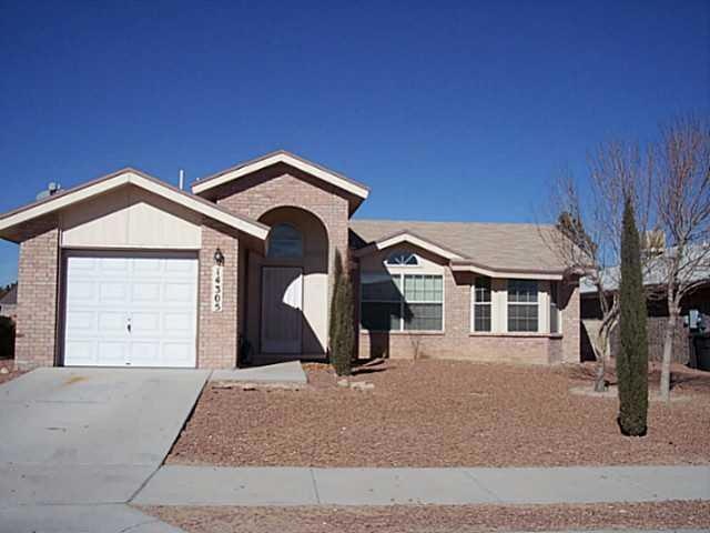 14305 Sebastian Ln, Horizon City, TX 79928 - photo 1