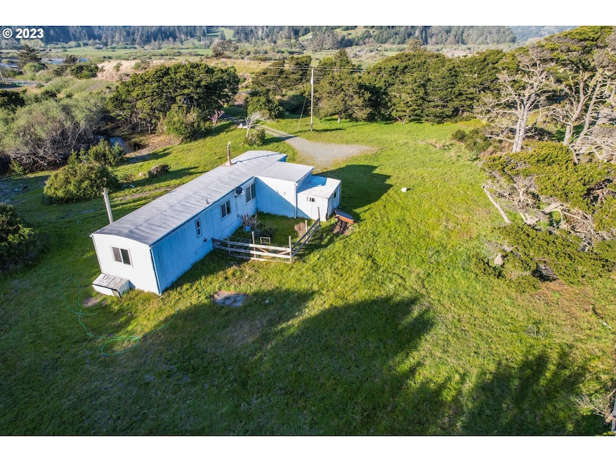 24298 Carpenterville Rd, Gold Beach, OR 97444 - photo 1