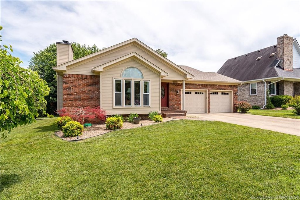 3404 Chadwood Dr, New Albany, IN 47150 - photo 1