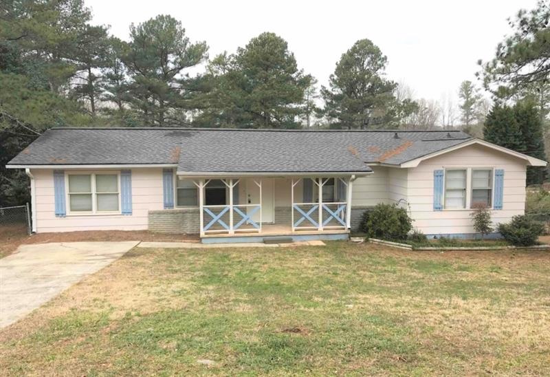 1078 W Adrian Cir SW, Conyers, GA 30094 - photo 1