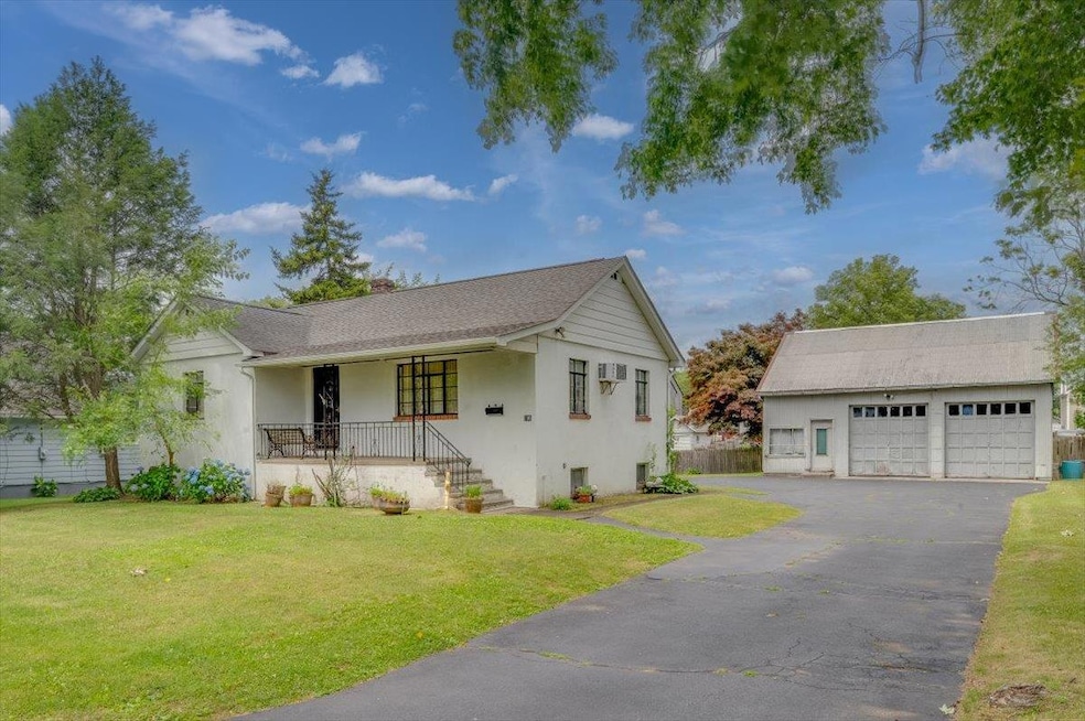 Sold $578,200 • Co-Listing Agent