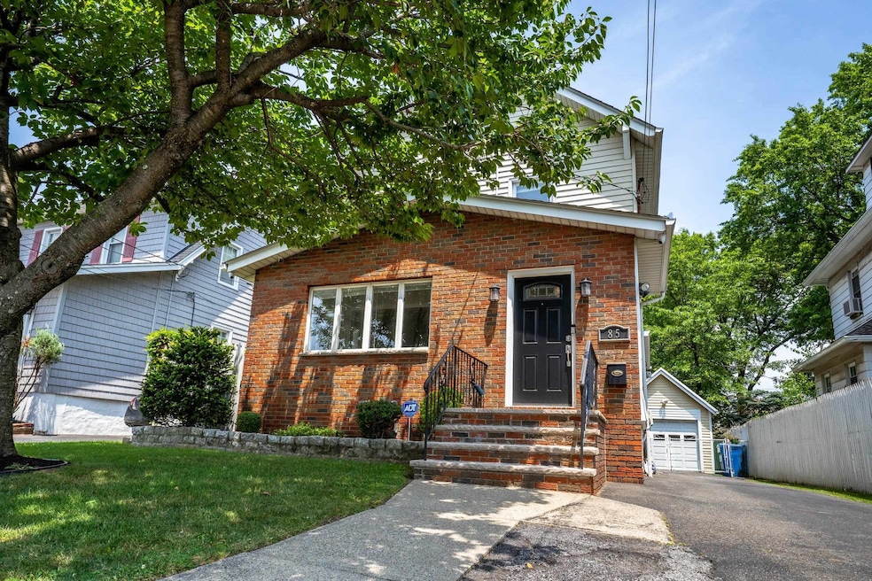 85 Barrows Ave, Rutherford, NJ 07070 - photo 1