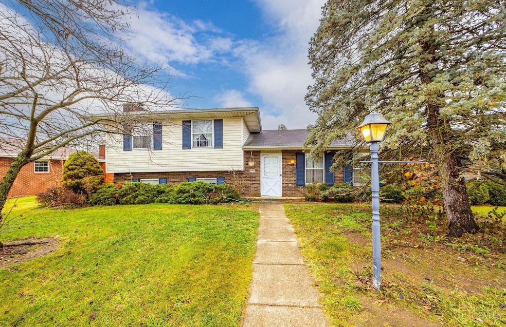 5597 Schiering Dr, Fairfield, OH 45014 - photo 1