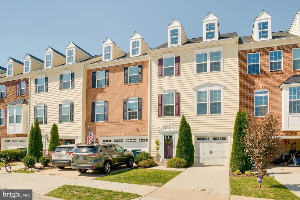 940 Magnolia Blossom Ct, Sykesville, MD 21784 - photo 1