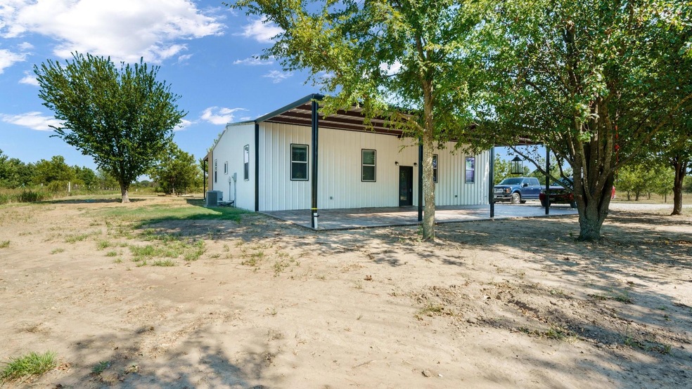 2878 County Road 178, Gainesville, TX 76240 - photo 1