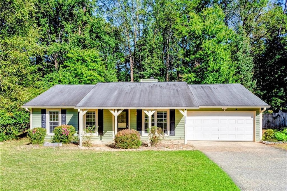 10255 Old Woodland Entry, Alpharetta, GA 30022 - photo 1