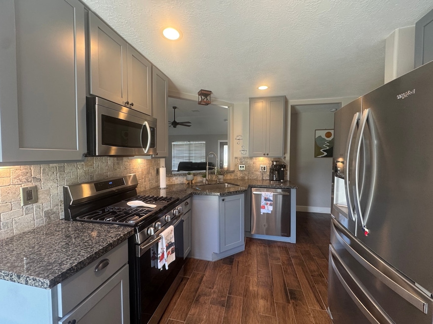 Under Contract $225,000