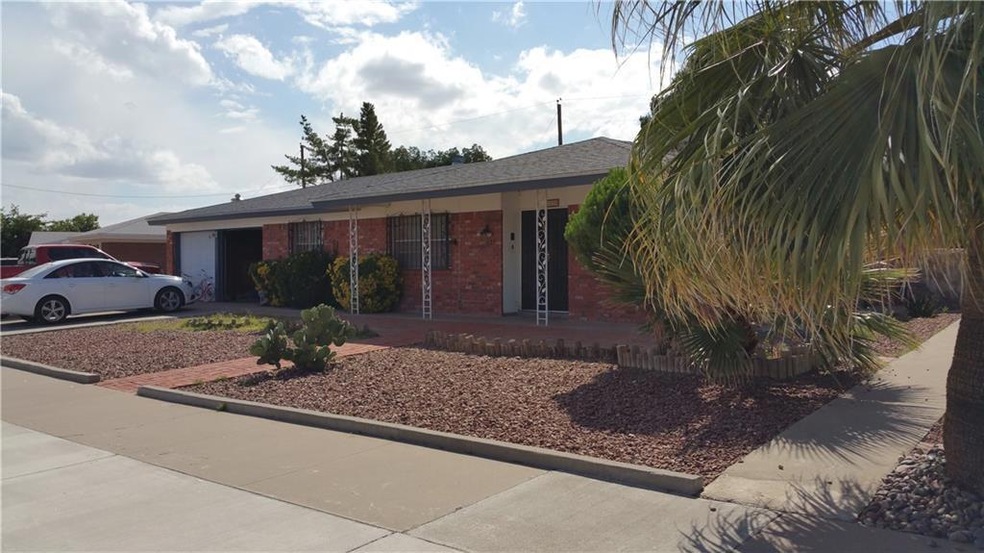 10229 Singapore Ave, El Paso, TX 79925 - photo 1
