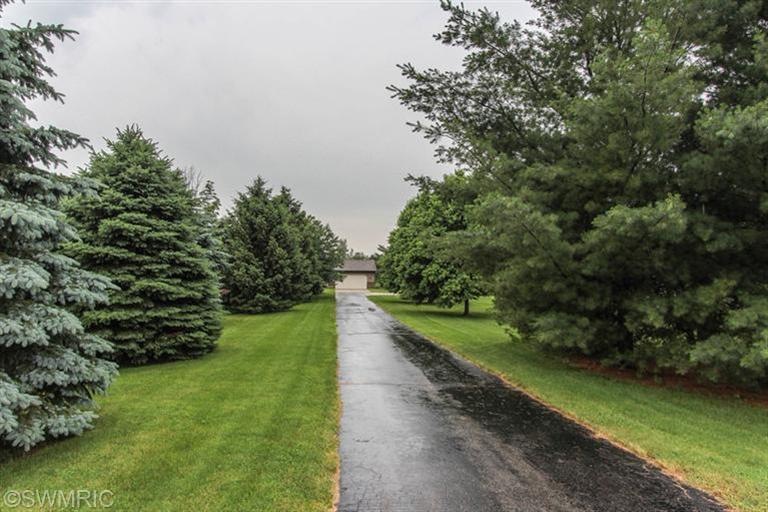 2040 64th St SW, Byron Center, MI 49315 - photo 1