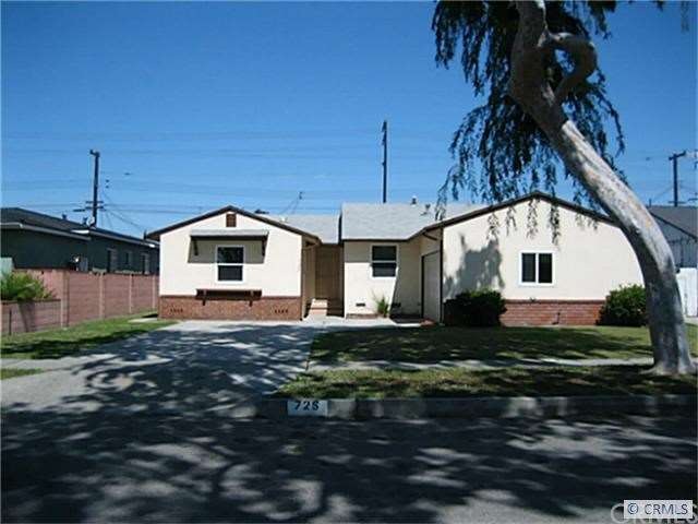 Welcome to 725 Woodcrest Avenue, Fullerton 92832