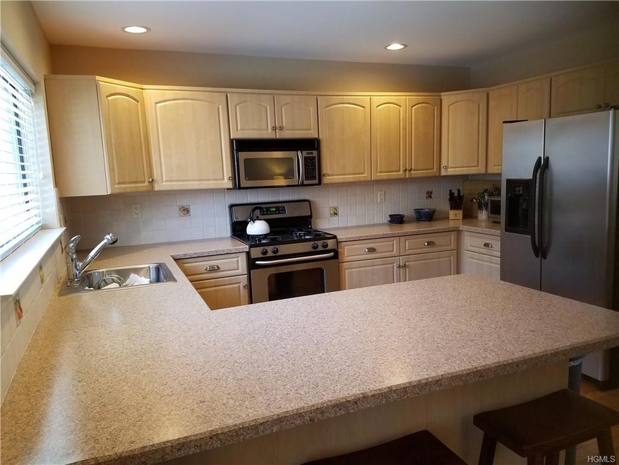 15 Tulip Ct unit 26, Nanuet, NY 10954 - photo 1