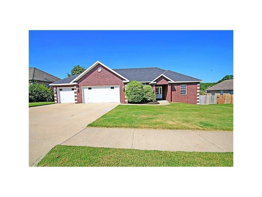 409 NW Saddlebrook Dr, Bentonville, AR 72712 - photo 1