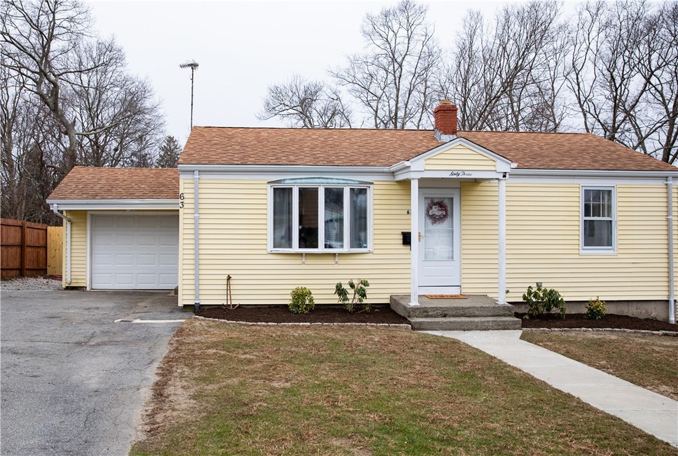 63 Massey Rd, Tiverton, RI 02878 - photo 1