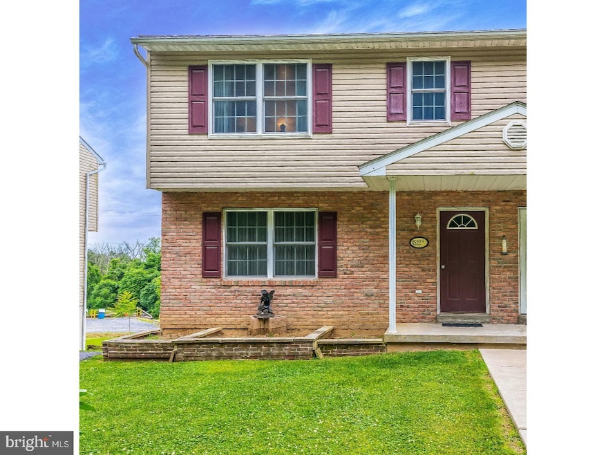 4522B Sefranka Rd, Temple, PA 19560 - photo 1