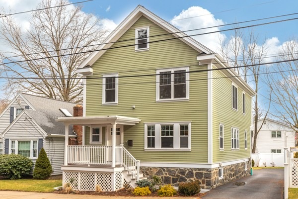 787 Lagrange St, West Roxbury, MA 02132 - photo 1