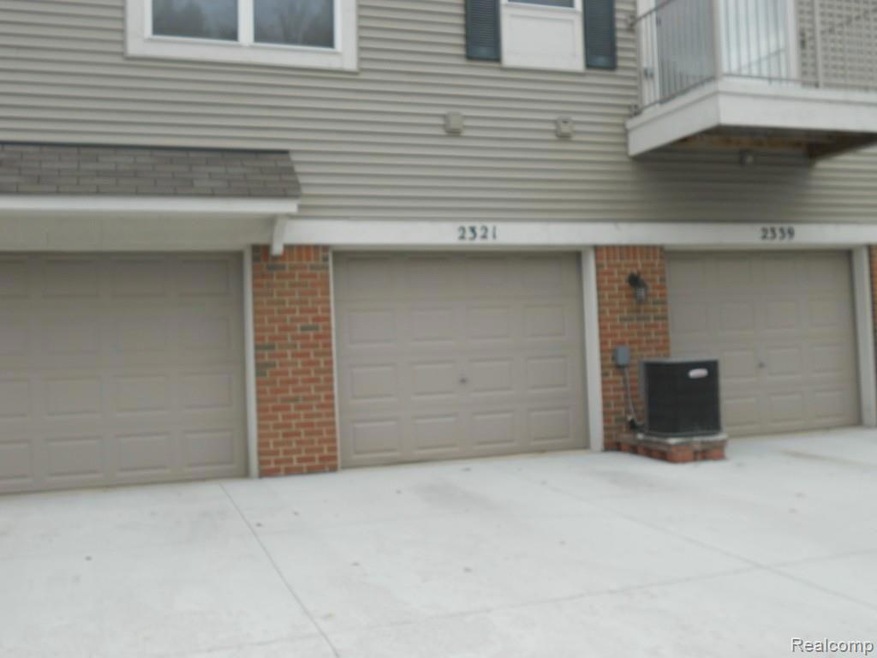 Garage, lower only