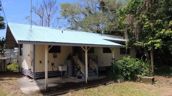 1049 Mililani St, Hilo, HI 96720 - photo 1