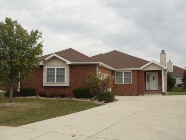 894 Clearwater Cove W, Crown Point, IN 46307 - photo 1