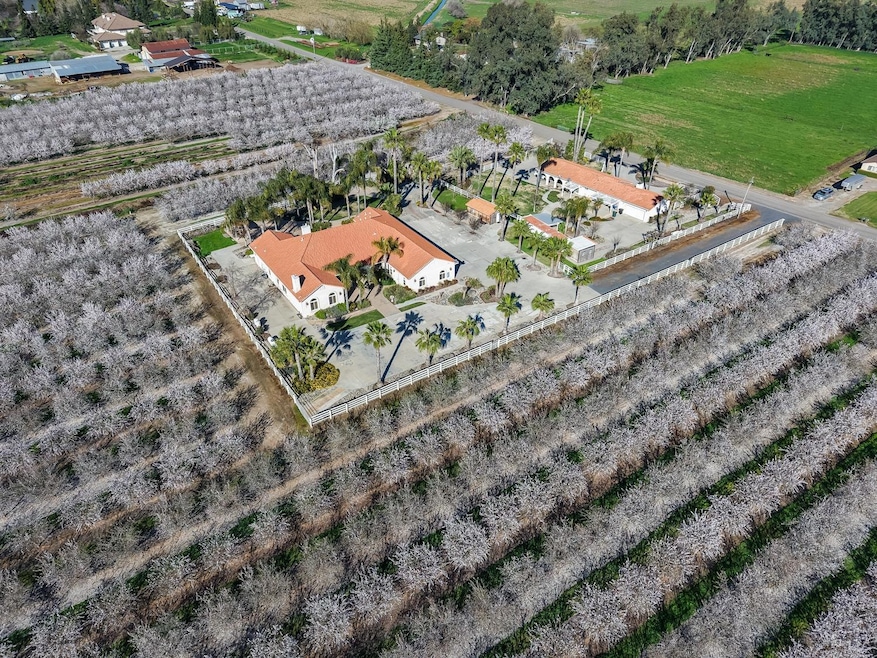 For Sale $2,999,000 • Co-Listing Agent