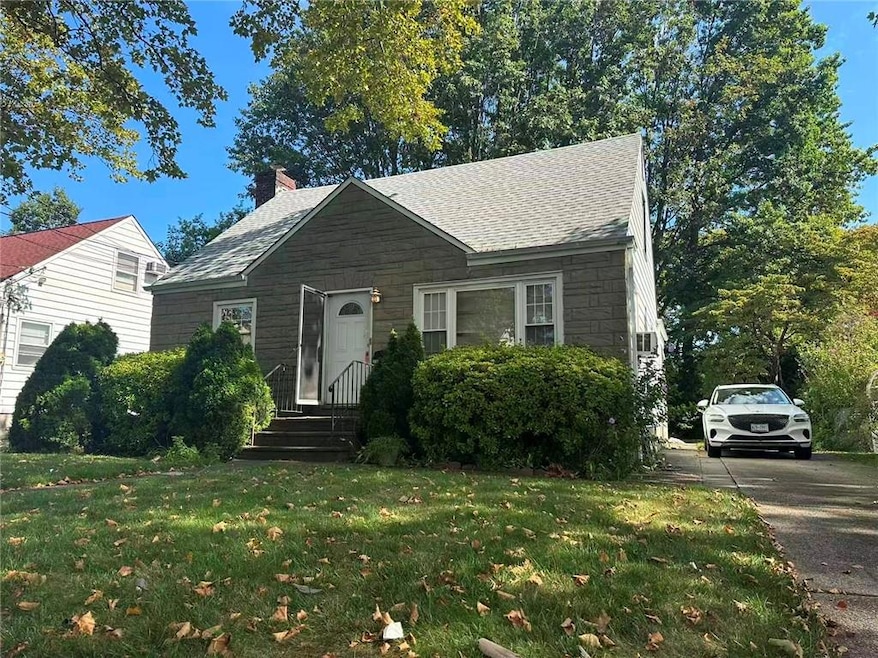 Pending $799,000 • Co-Listing Agent