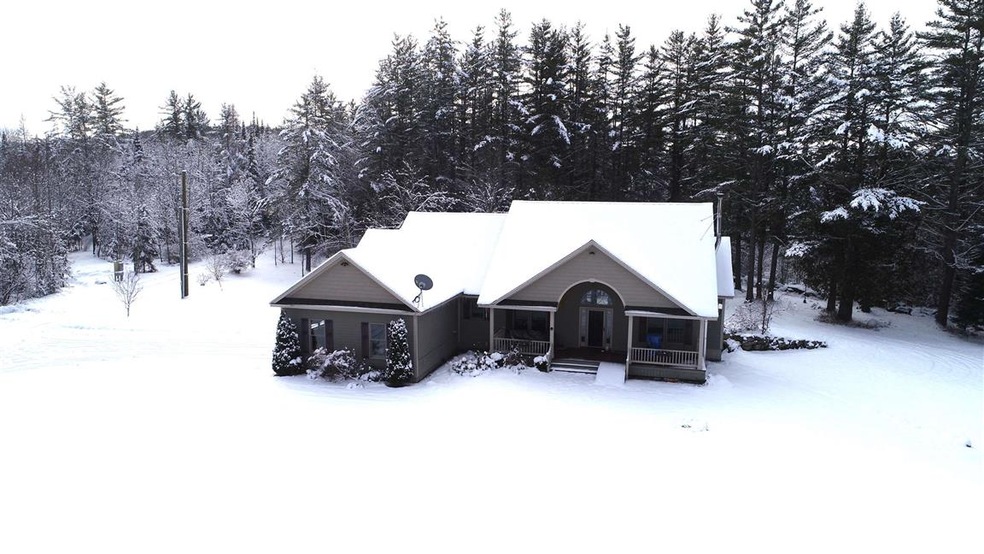 274 Turnpike Rd, Jefferson, NH 03583 - photo 1