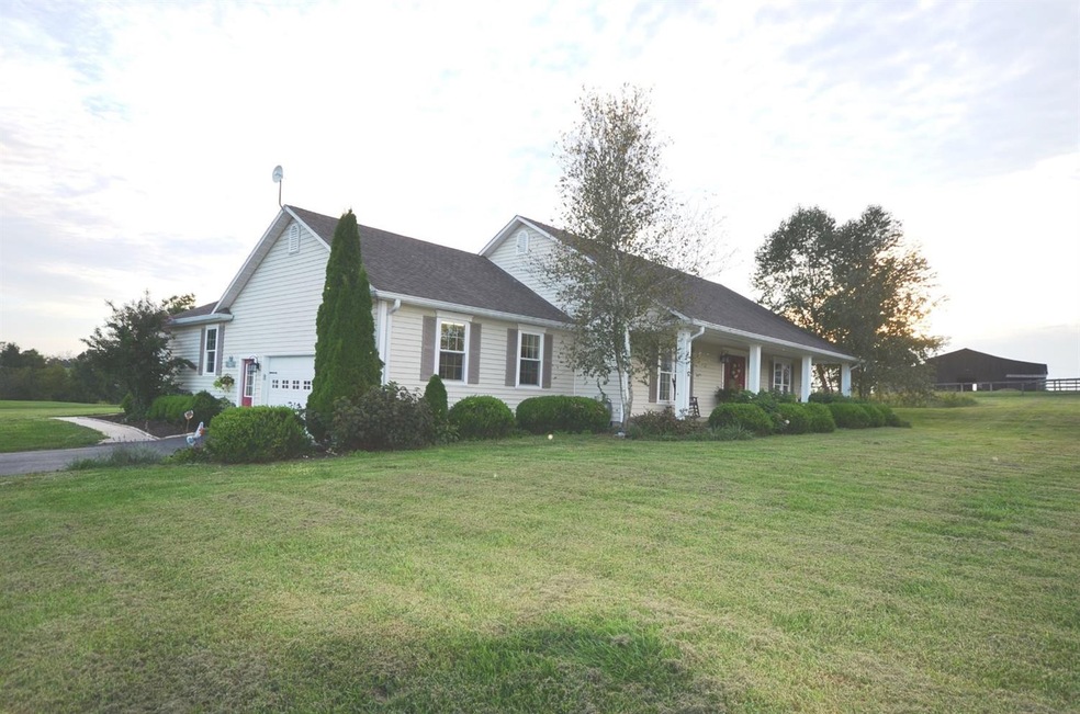 638 Keenon Rd, Harrodsburg, KY 40330 - photo 1