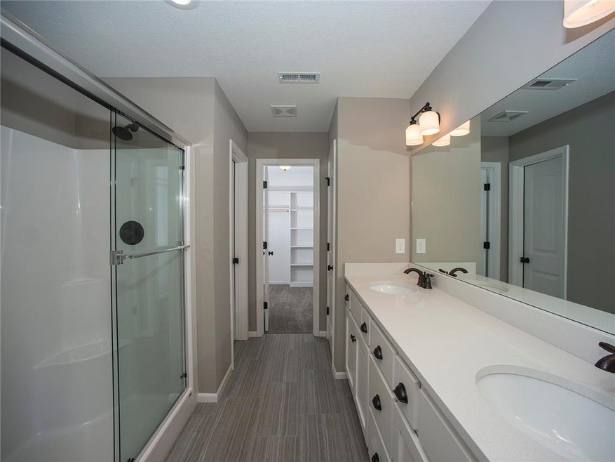 21723 Johnson Ct, Spring Hill, KS 66083 - photo 1