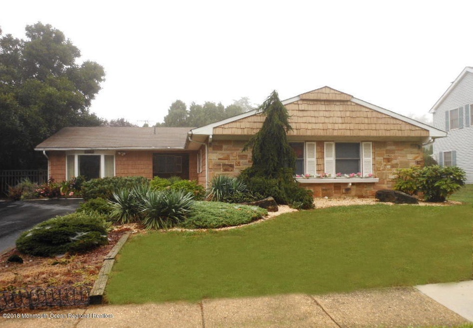 11 Fayette Lane
