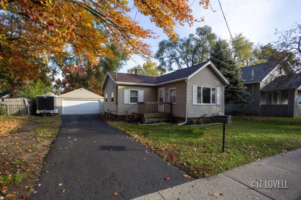 121 Frontenac SE