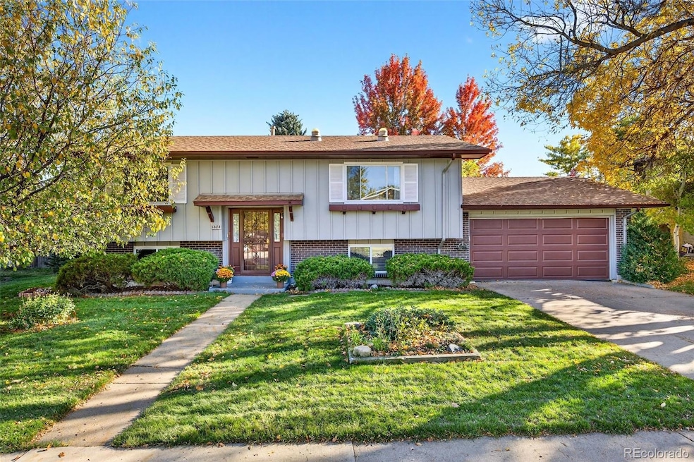 7484 E Easter Ln, Centennial, CO 80112 - photo 1