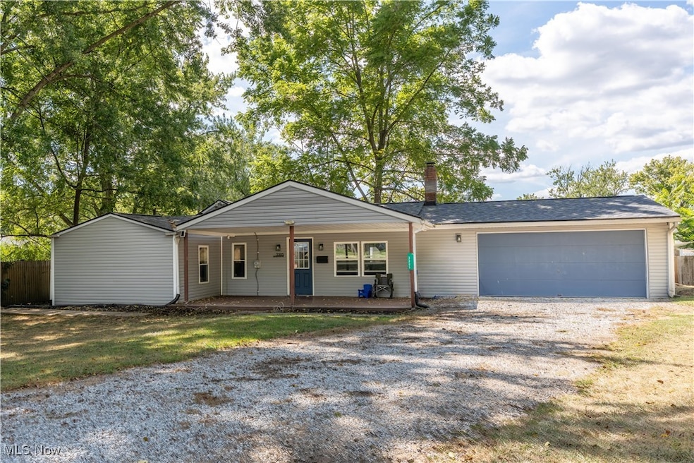 3305 Regent Ave NE, Canton, OH 44705 - photo 1